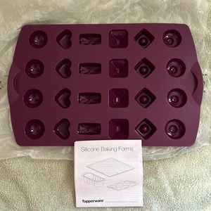 Tupperware Mini Goodies Silicone Mold